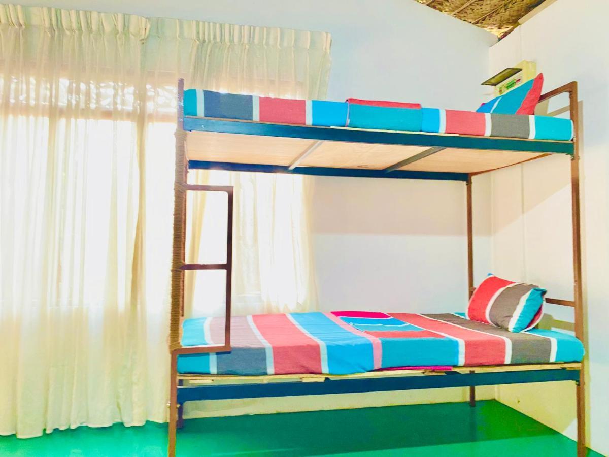 Hostel Reggae Paradise *